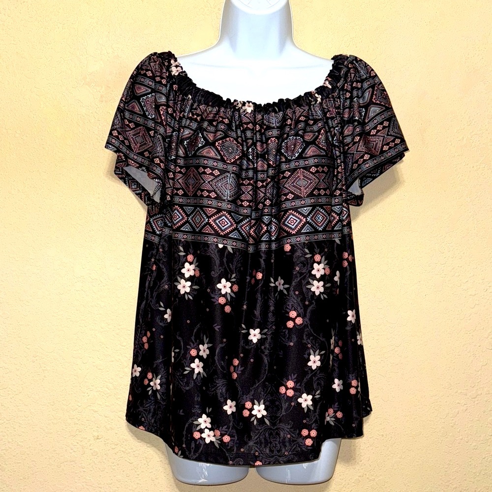 Love u dear Floral Black and Pink Women's Top